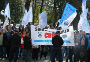 protest-sindicate-cugir-prefectura-alba